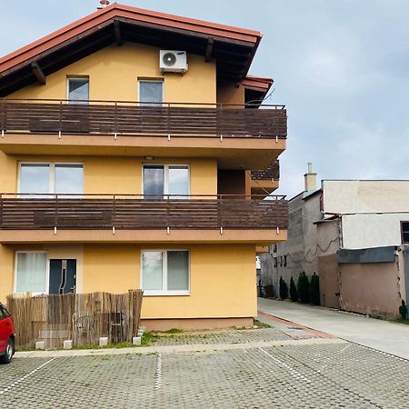 Chilli Apartment Bratislava Buitenkant foto